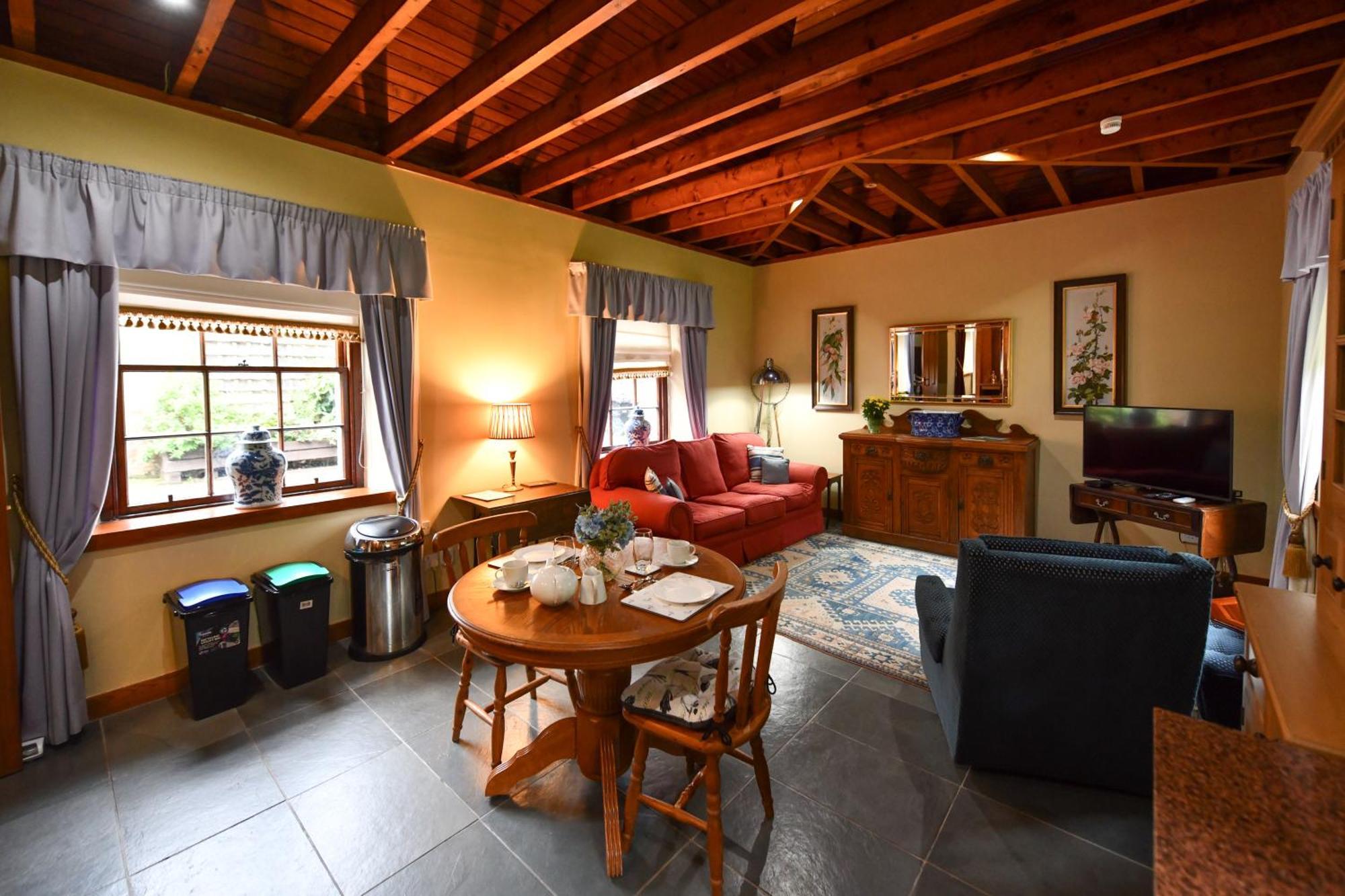 Cloncaird Castle Estate Cottages Maybole Екстер'єр фото